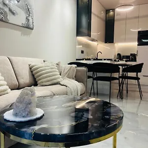 Crystal Luxury With Free Parking In Cracow For 4 Guests Kraków